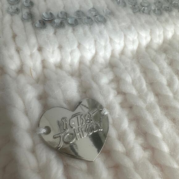 Betsey Johnson beanie hat winter wear snow bunny one size mint condition - Picture 6 of 6